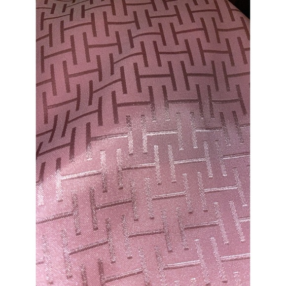 Halston  Pink Patterned Sleeveless Top - Picture 4 of 4